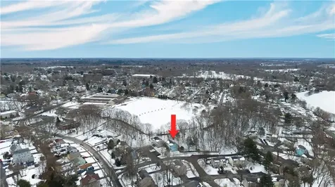 2 Riverwoods Court East Providence RI 02916