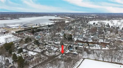 2 Riverwoods Court East Providence RI 02916