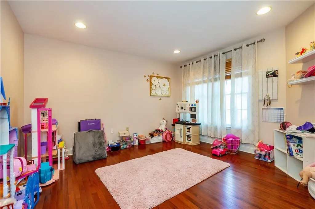 295 Sanctuary Drive East Greenwich RI 02818