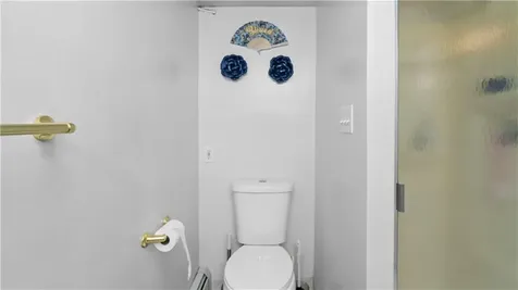 33 Dover Street Pawtucket RI 02860