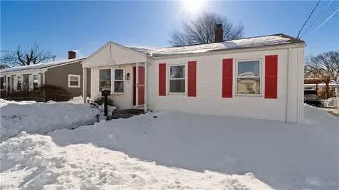 33 Dover Street Pawtucket RI 02860