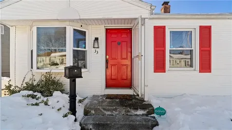 33 Dover Street Pawtucket RI 02860