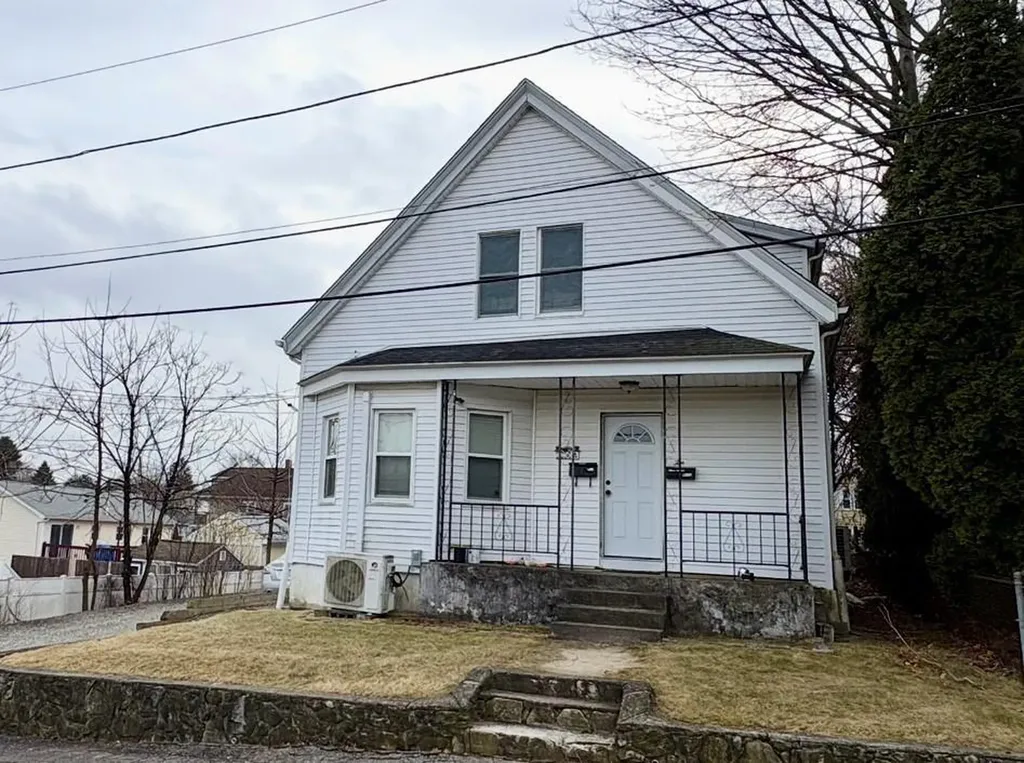 10 Hampshire Street North Providence RI 02904