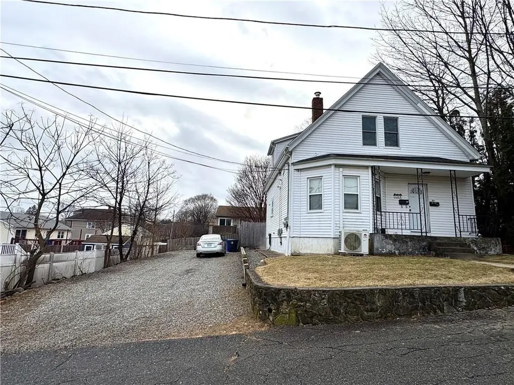 10 Hampshire Street North Providence RI 02904
