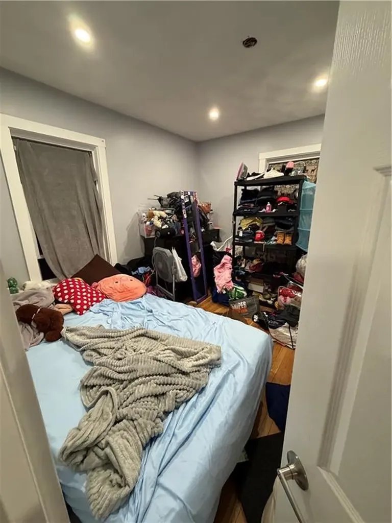 111 Donelson Street Providence RI 02908