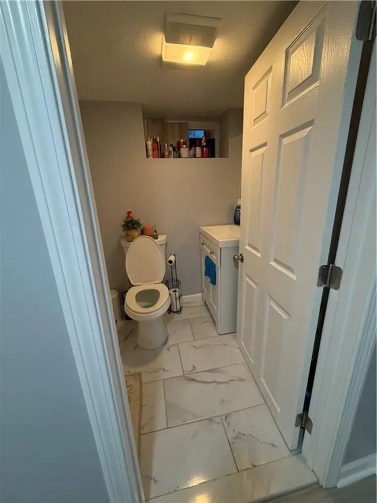 111 Donelson Street Providence RI 02908