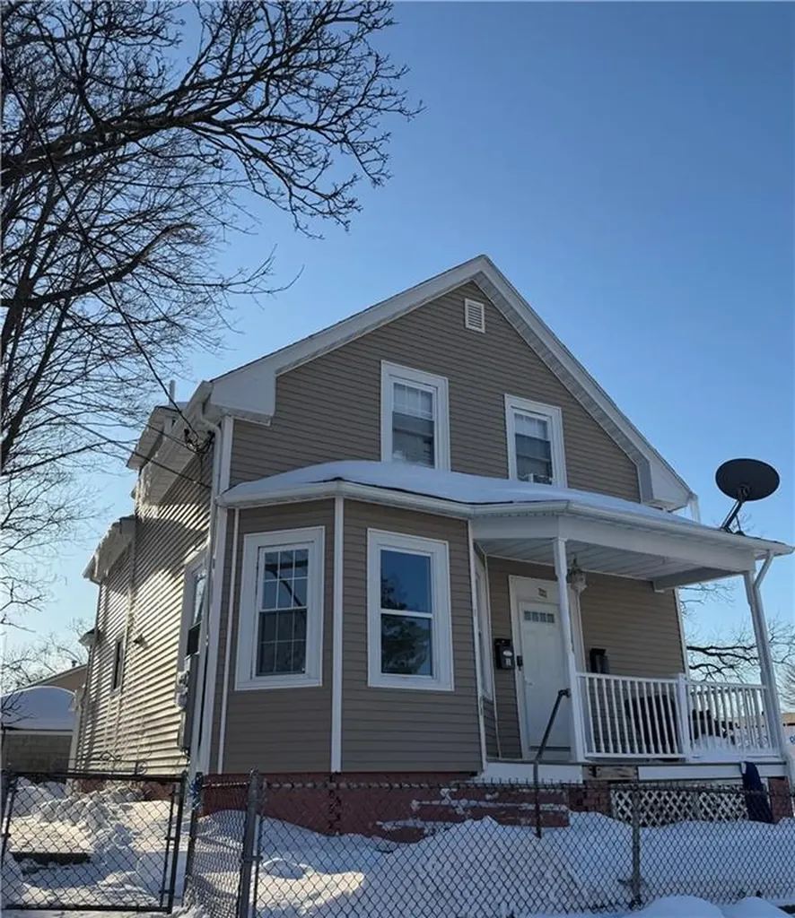 111 Donelson Street Providence RI 02908