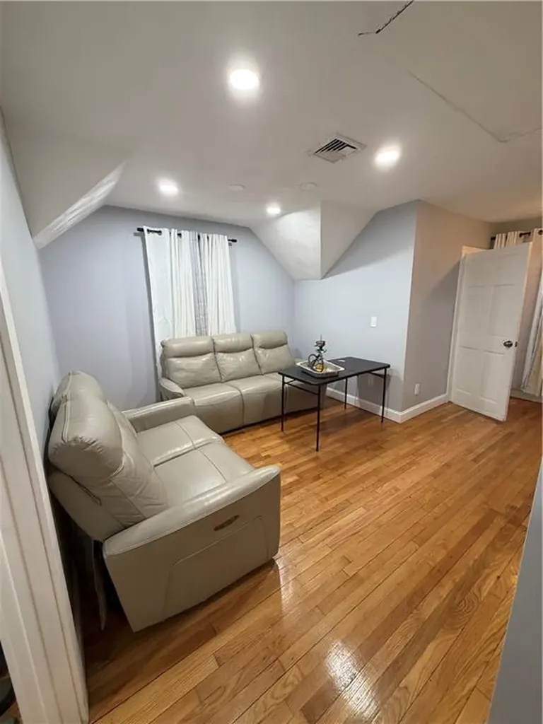111 Donelson Street Providence RI 02908