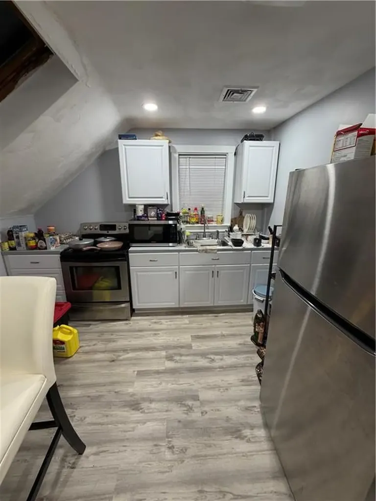 111 Donelson Street Providence RI 02908