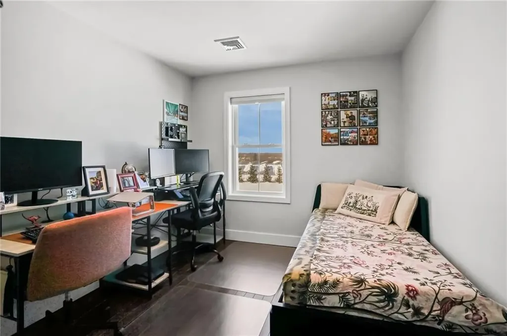 165 Graystone Street Warwick RI 02886