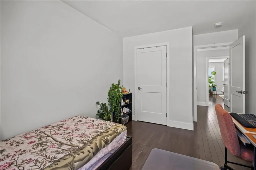 165 Graystone Street Warwick RI 02886