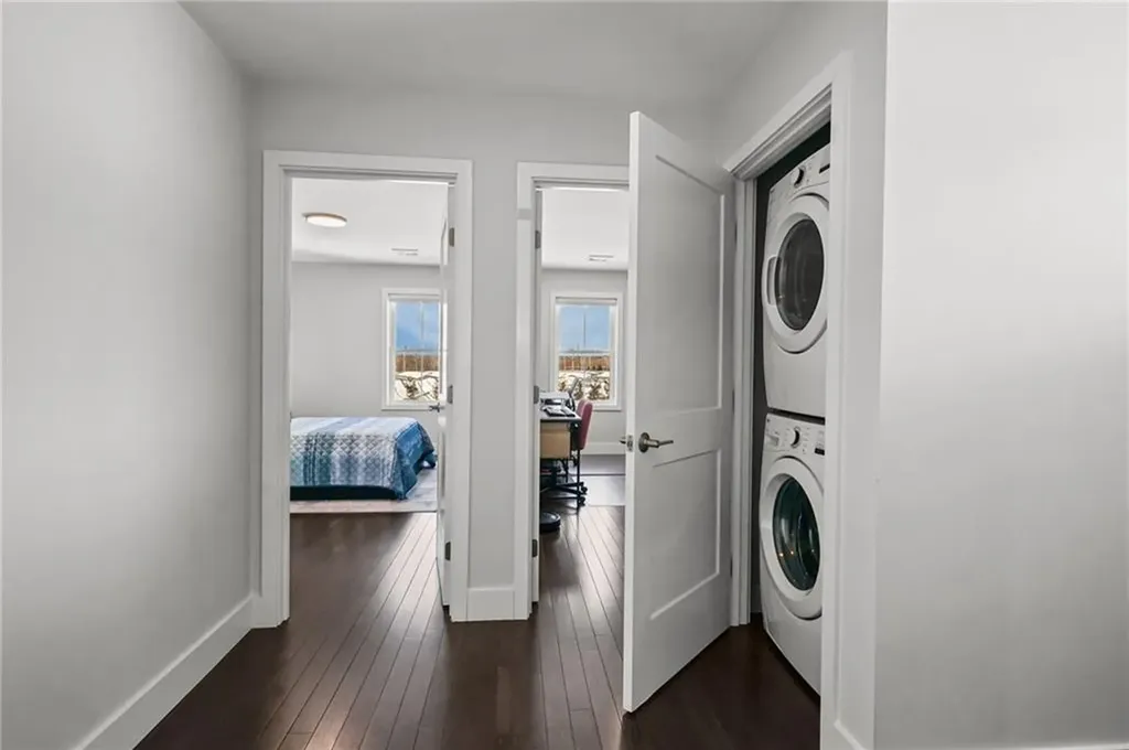 165 Graystone Street Warwick RI 02886