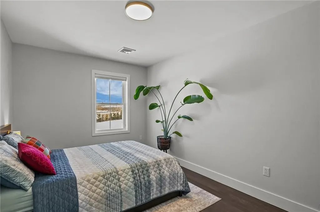 165 Graystone Street Warwick RI 02886