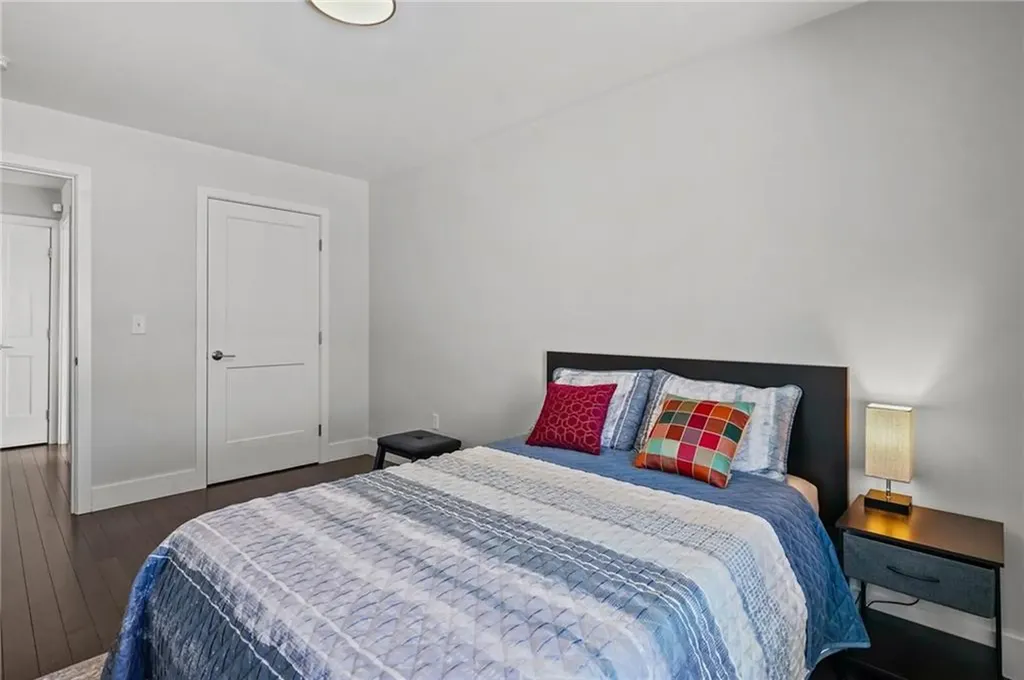 165 Graystone Street Warwick RI 02886