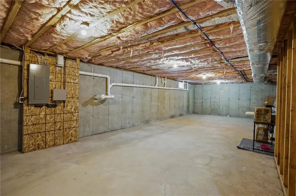 165 Graystone Street Warwick RI 02886