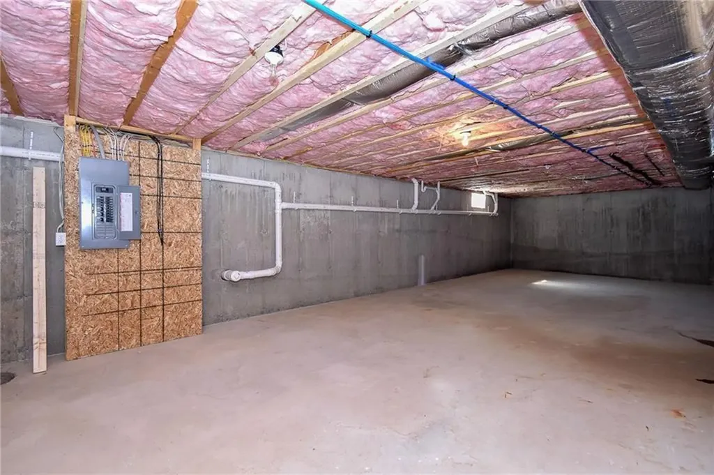 165 Graystone Street Warwick RI 02886