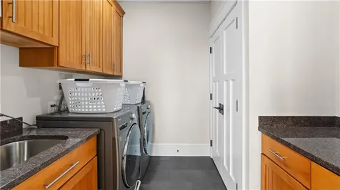 3 Doris Terrace Newport RI 02840