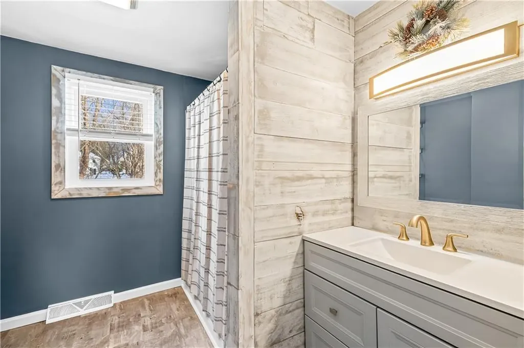 132 Palmer Avenue Warwick RI 02889