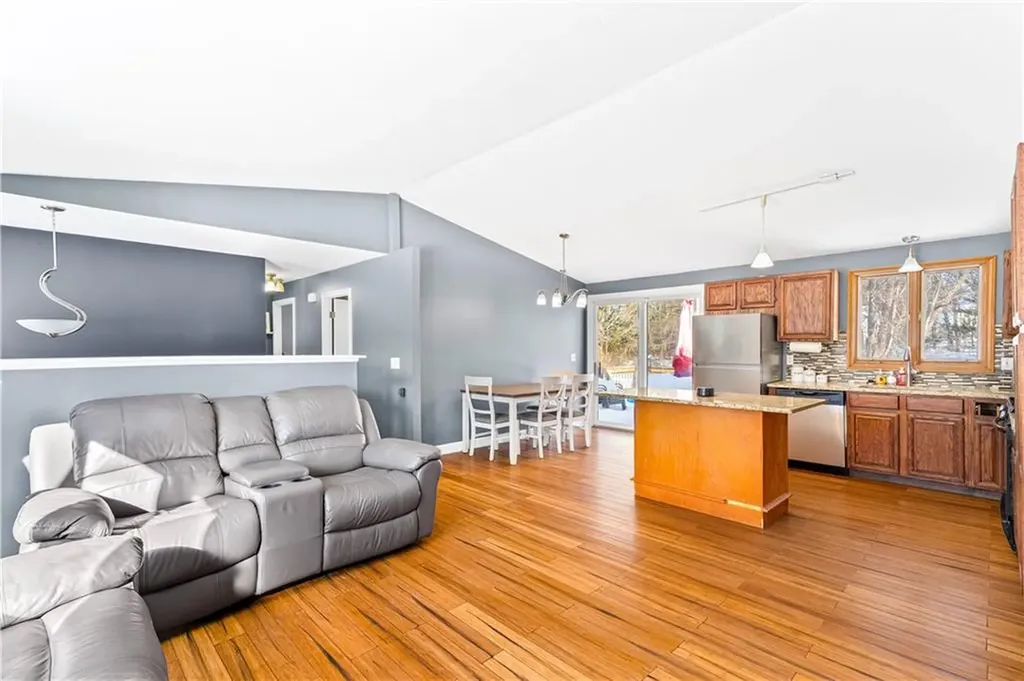 132 Palmer Avenue Warwick RI 02889