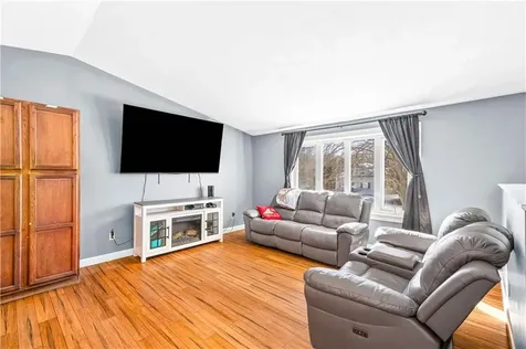 132 Palmer Avenue Warwick RI 02889