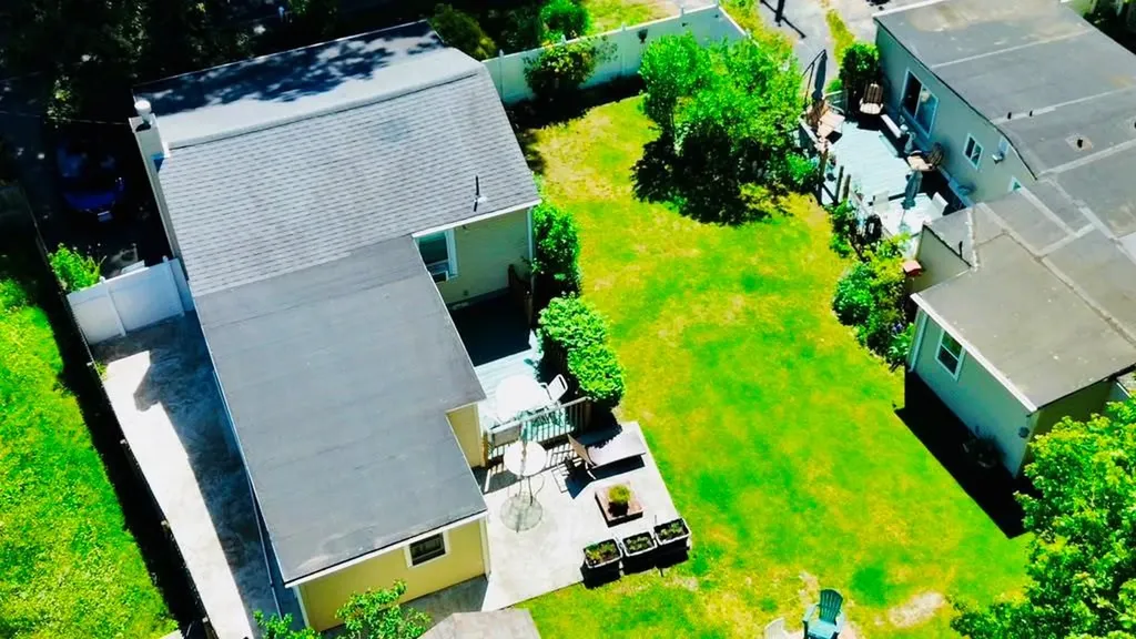 283 285 Palmer Avenue Warwick RI 02889
