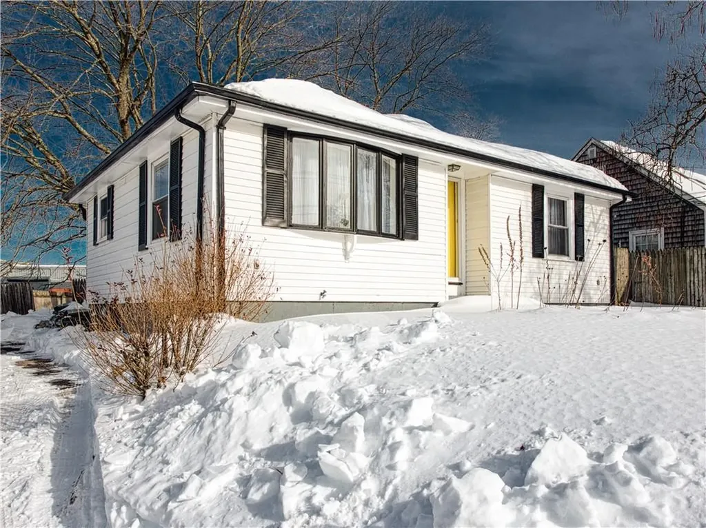 88 Pawtucket Avenue East Providence RI 02916