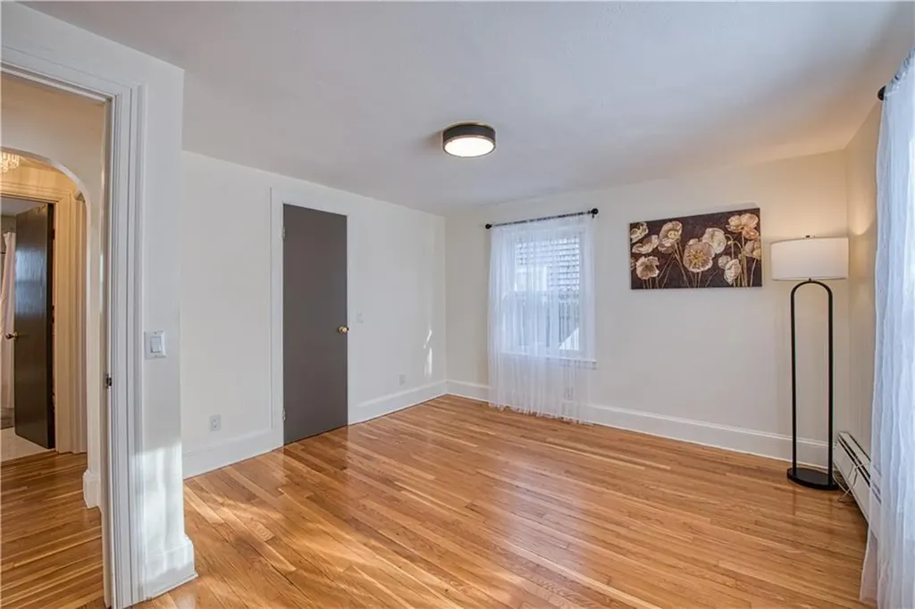 88 Pawtucket Avenue East Providence RI 02916