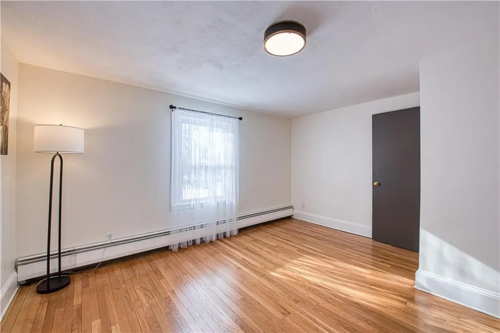 88 Pawtucket Avenue East Providence RI 02916