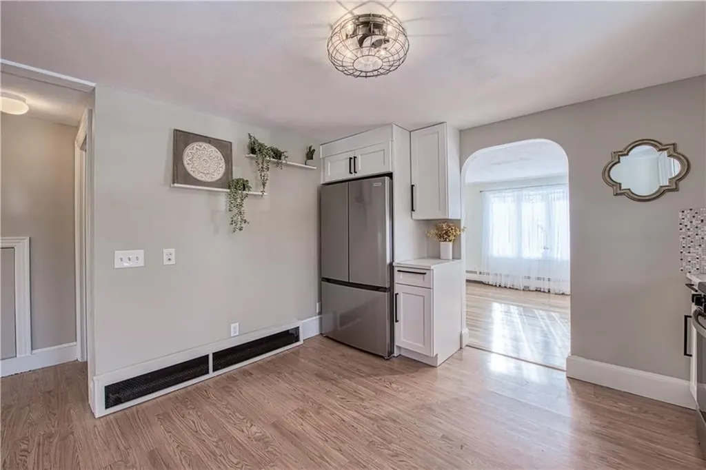 88 Pawtucket Avenue East Providence RI 02916