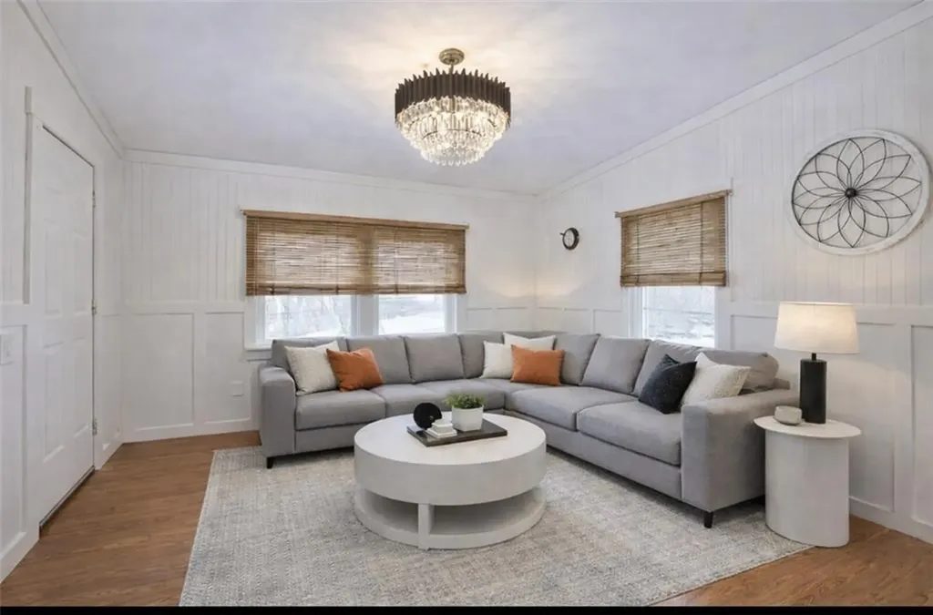 88 Pawtucket Avenue East Providence RI 02916