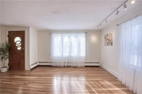 88 Pawtucket Avenue East Providence RI 02916