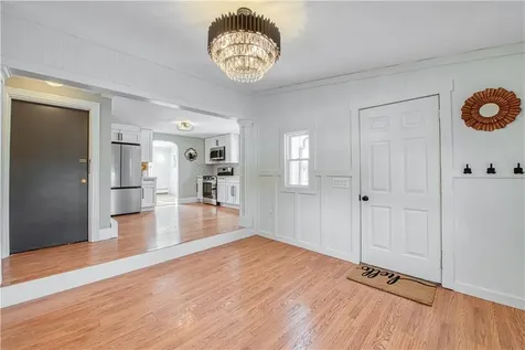 88 Pawtucket Avenue East Providence RI 02916