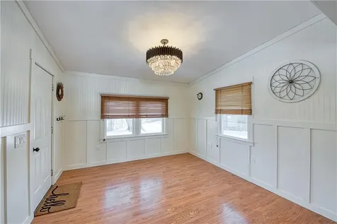 88 Pawtucket Avenue East Providence RI 02916