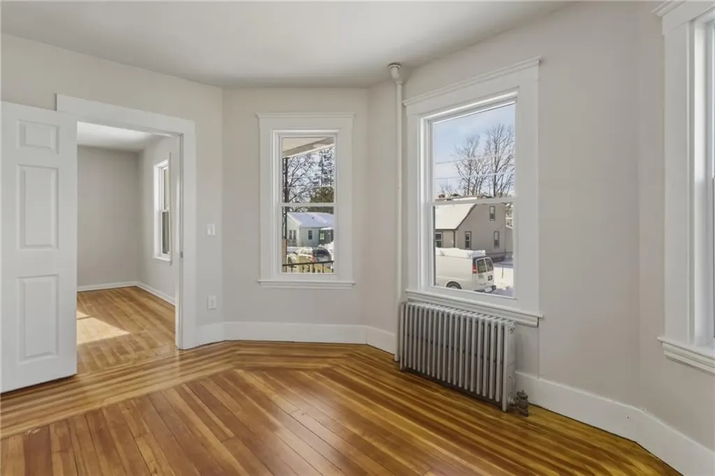 34 Heroux Avenue Woonsocket RI 02895