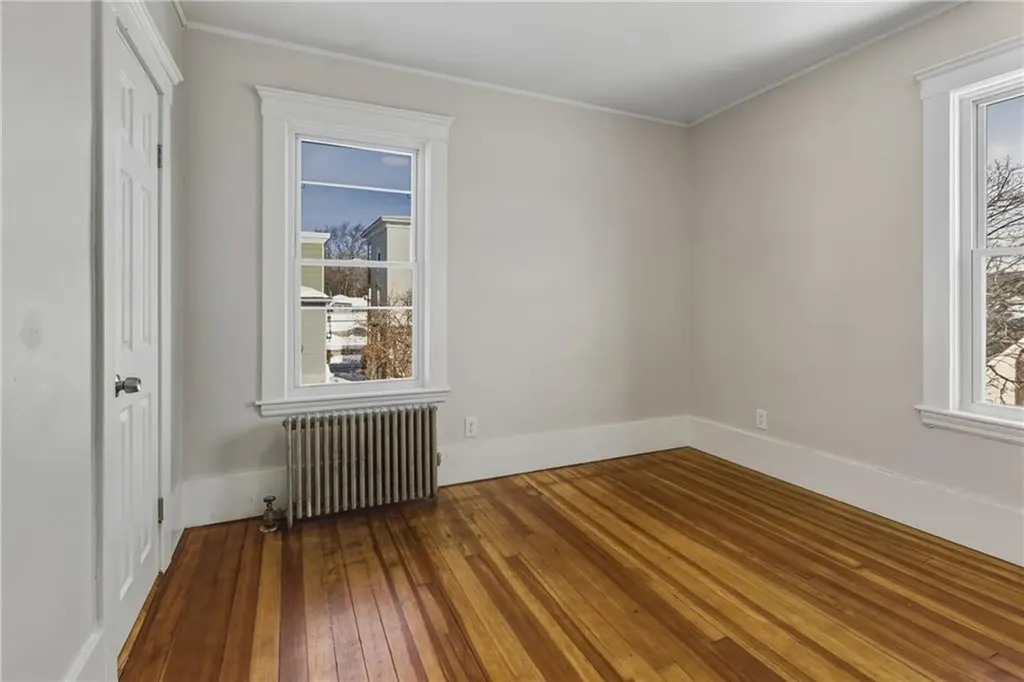 34 Heroux Avenue Woonsocket RI 02895