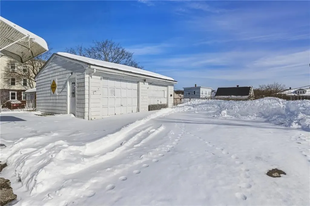 34 Heroux Avenue Woonsocket RI 02895