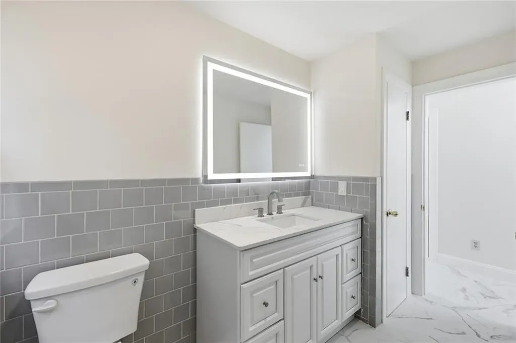 84 Bernice Avenue Woonsocket RI 02895