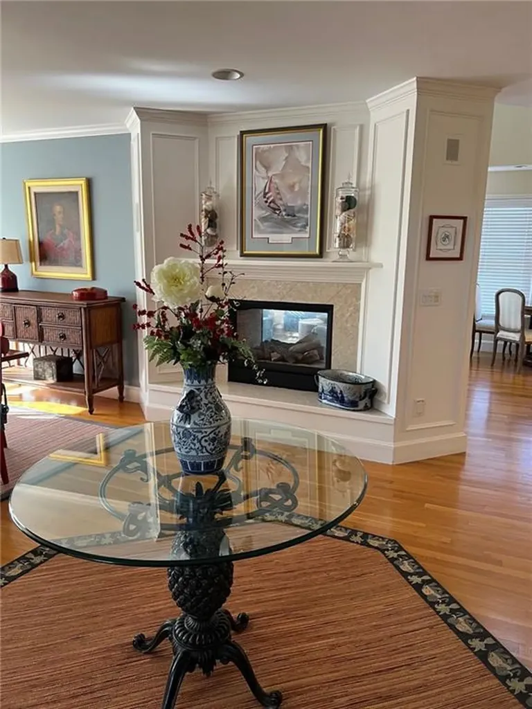 611 Wolcott Avenue Middletown RI 02842