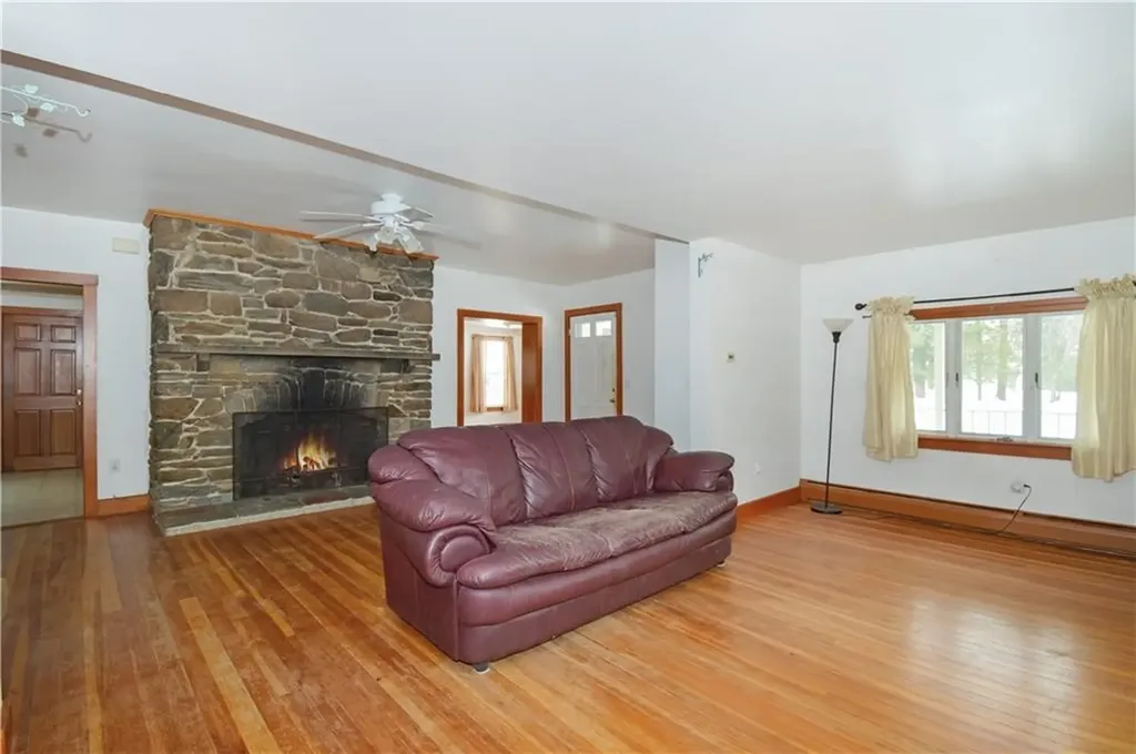 29 Forest Road Bristol RI 02809