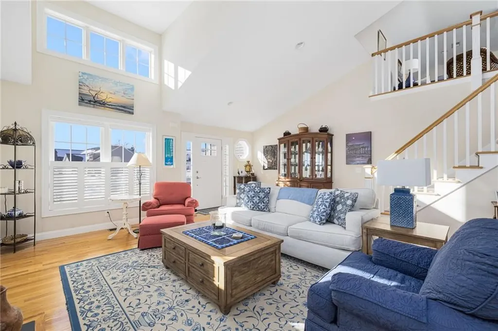 109 Fox Hollow Road North Kingstown RI 02852