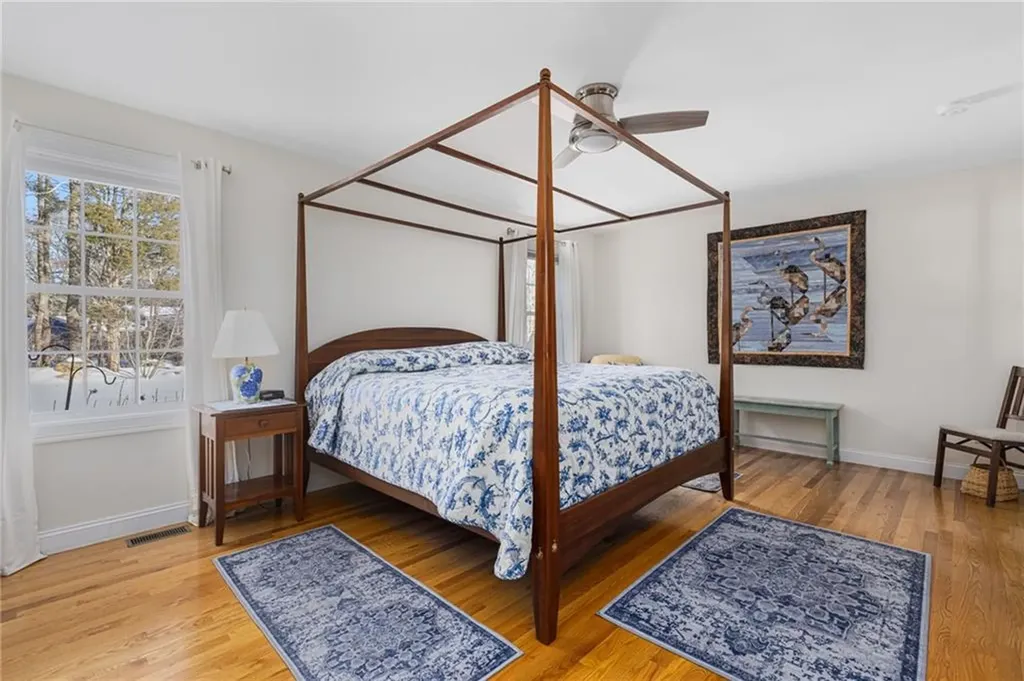 109 Fox Hollow Road North Kingstown RI 02852