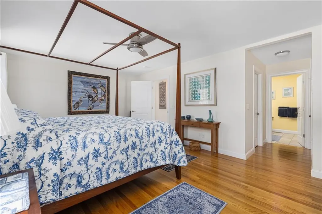 109 Fox Hollow Road North Kingstown RI 02852