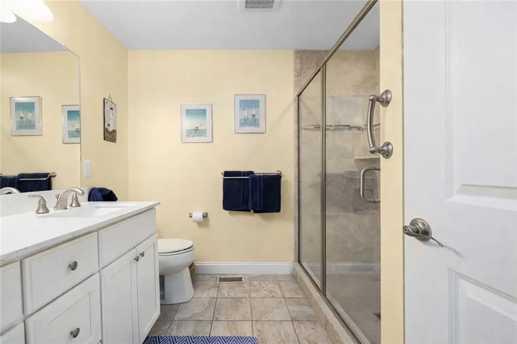 109 Fox Hollow Road North Kingstown RI 02852