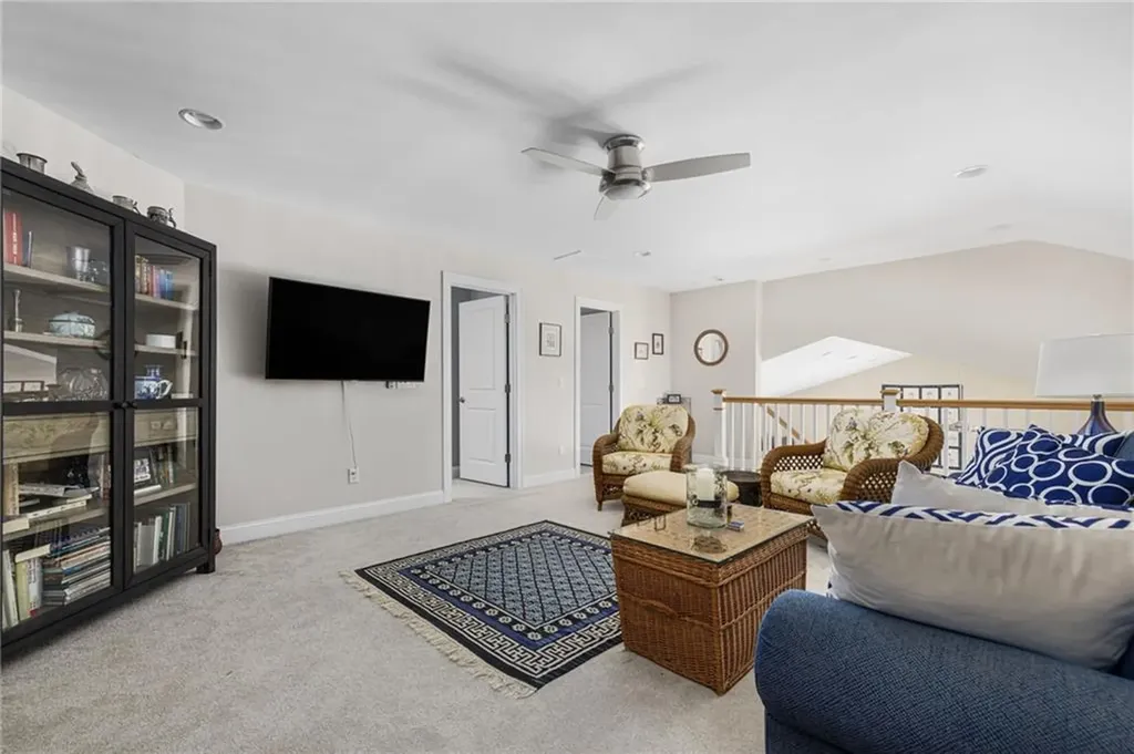 109 Fox Hollow Road North Kingstown RI 02852