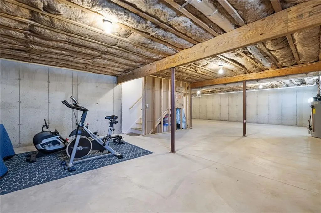 109 Fox Hollow Road North Kingstown RI 02852