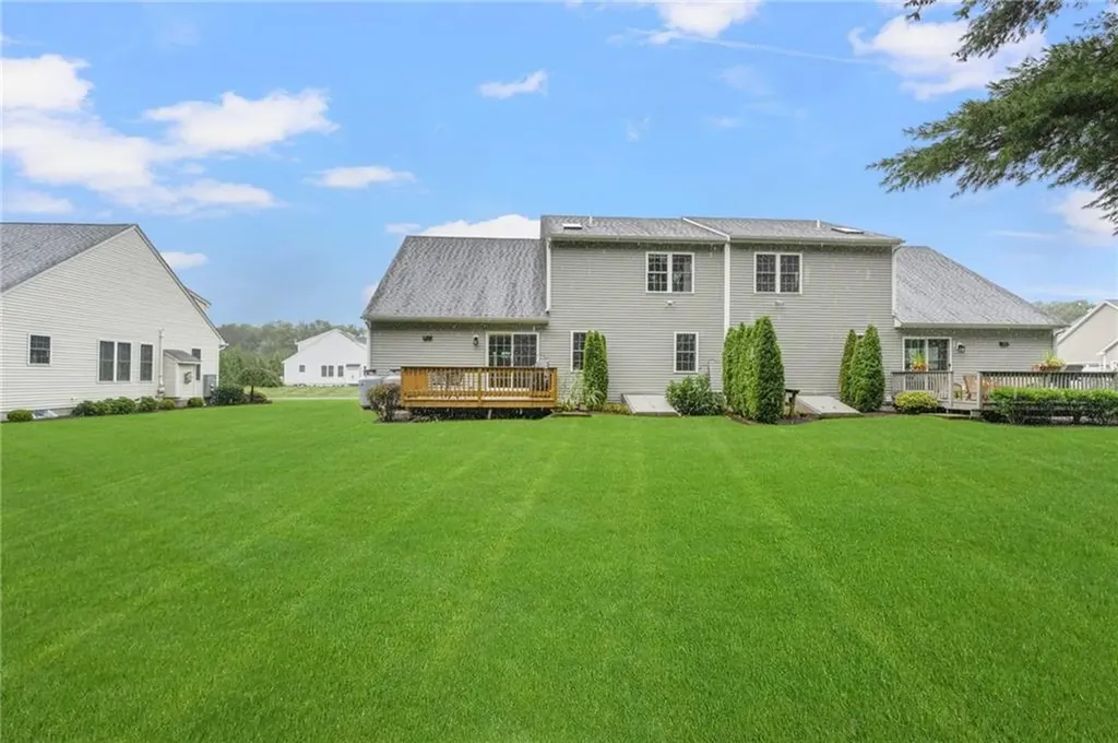 109 Fox Hollow Road North Kingstown RI 02852