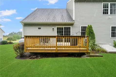 109 Fox Hollow Road North Kingstown RI 02852