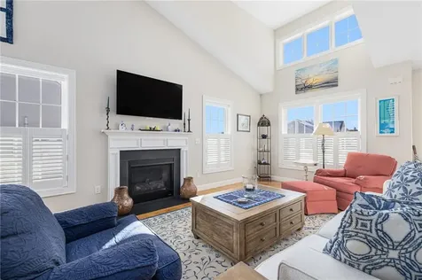 109 Fox Hollow Road North Kingstown RI 02852