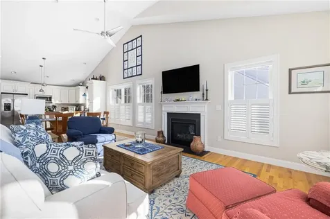 109 Fox Hollow Road North Kingstown RI 02852