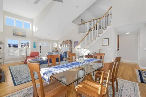 109 Fox Hollow Road North Kingstown RI 02852